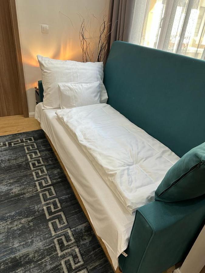 Lizu Apartmant Budapeste Exterior foto