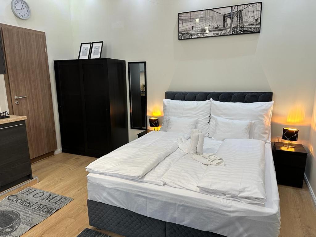 Lizu Apartmant Budapeste Exterior foto